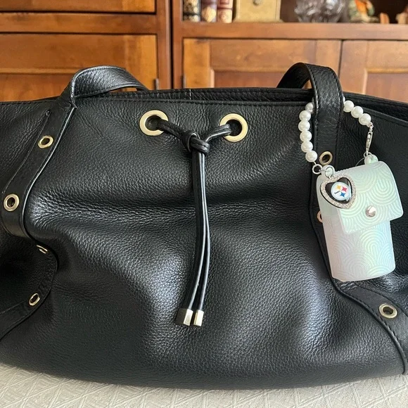 Pittsburgh Steelers Purse Charm/Handsanitizer Holder - Picture 5 of 11